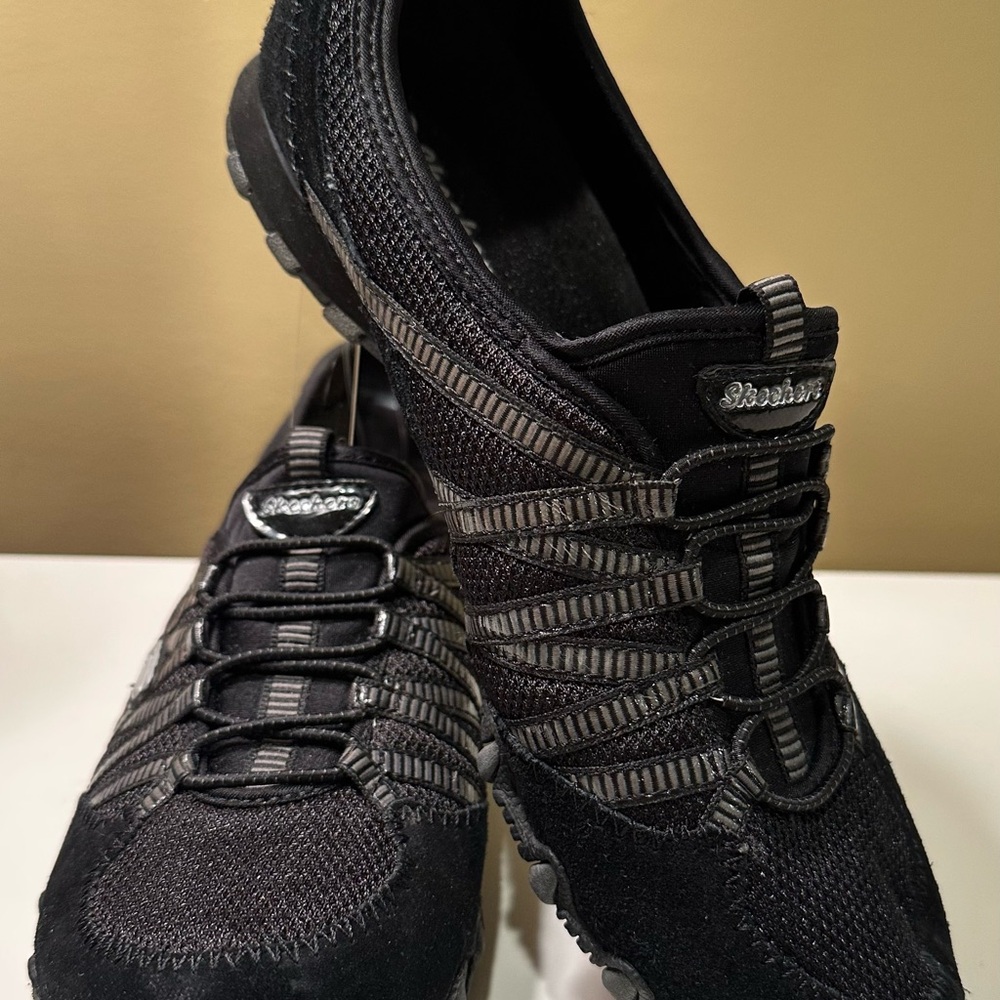 Skechers Black and Silver Casual Sneakers
